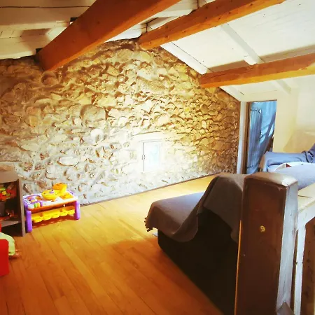 Les Gites De Coursodon Feriehus *